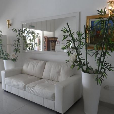Geotanya Apartments Limassol Bagian luar foto