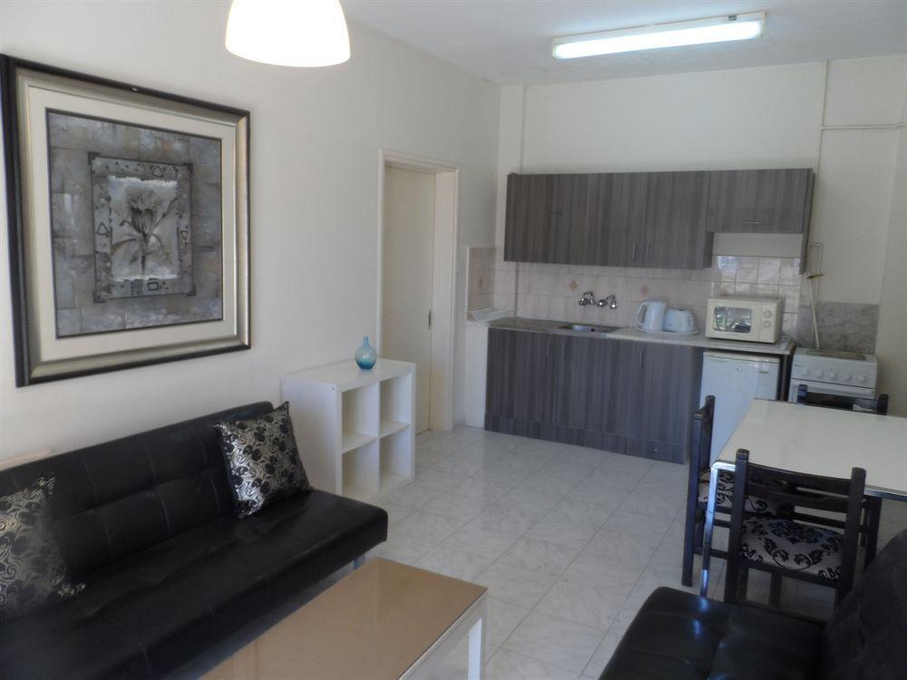 Geotanya Apartments Limassol Bagian luar foto